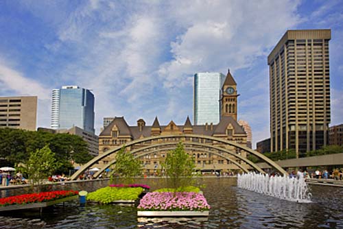 Toronto Nathan Phillips Square and Old City Hall